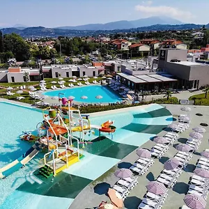 4* Resort Sisan Family