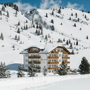 Sellaronda Apart Otel