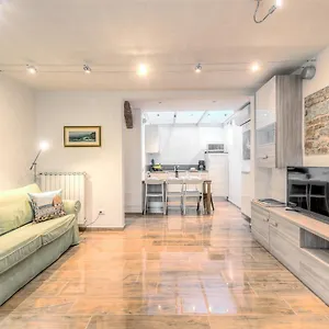 https://signoria-elegant-apartment.it-tuscanyhotel.com