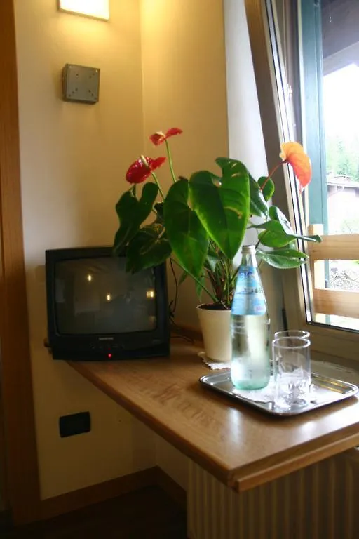 ***  Hotel Orsa Maggiore Falcade İtalya